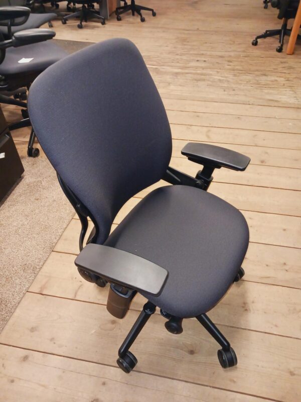 Task Chair