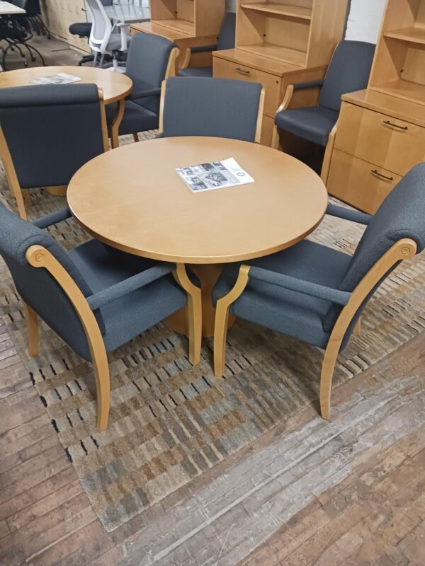 Round Table - Image 2