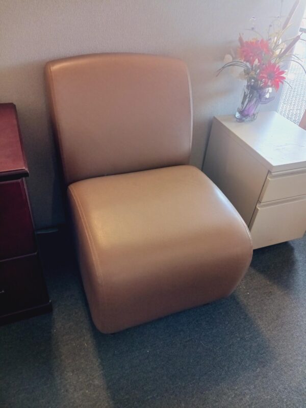 Lounge Chair - Image 2