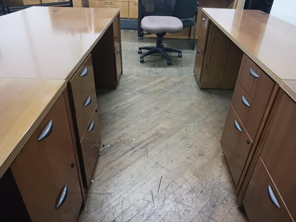 Double Ped Desk - Image 2