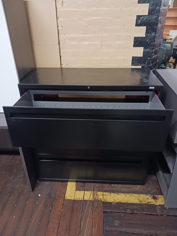 3 Drawer - 42" - Image 2