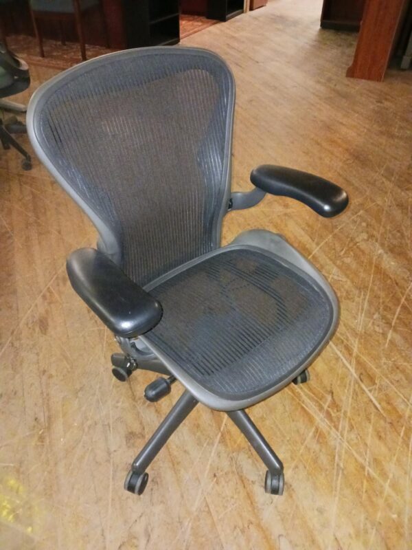 Task Chair - Image 3